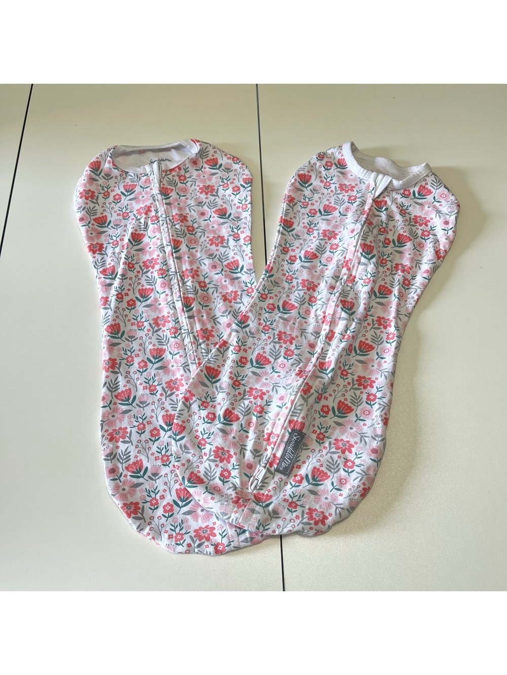 SwaddleMe Baby Girl's Size Newborn Floral Sleep Pod Bundle